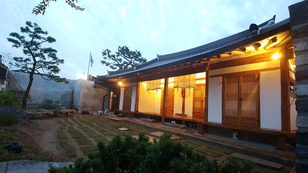Ohnewwall Guesthouse Jeonju Eksteriør billede