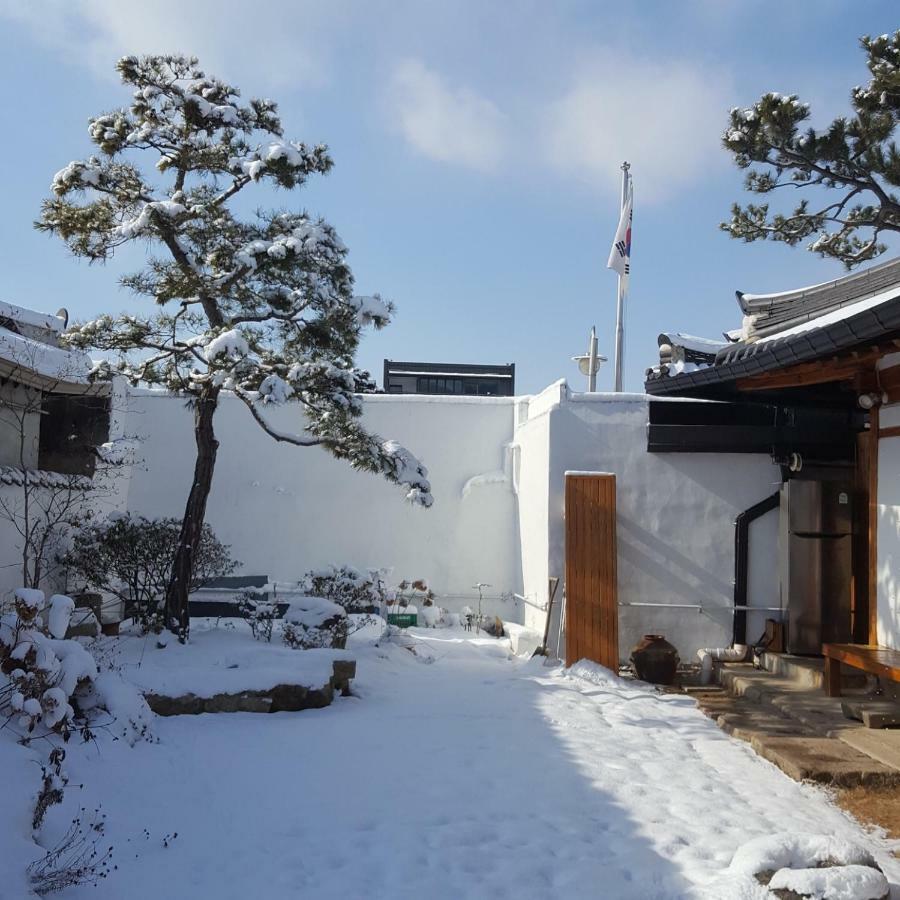 Ohnewwall Guesthouse Jeonju Eksteriør billede